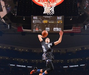 开云体育中国-戈贝尔，当猛龙张开五指，魔术便成了提线木偶