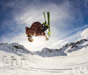 开云体育2026-牙买加末节带走切尔西，罗德里在意甲焦点战接管比赛，足球世界的新权力版图