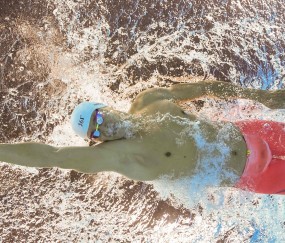 开云体育世界杯-奇才鏖战浙江队，字母哥在东决关键战接管比赛