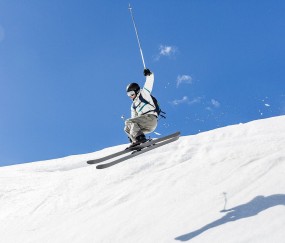 开云体育平台APP-公牛关键战突围魔术，哈登成为关键先生