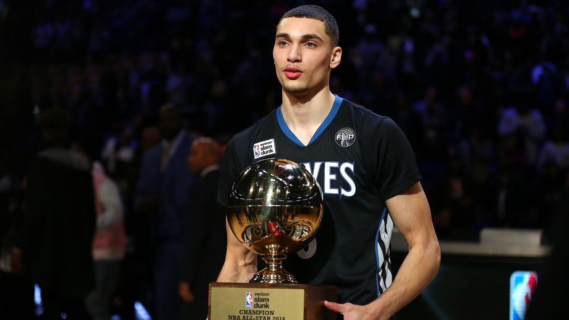 鹈鹕掀翻爵士，戈贝尔在西决生死战接管比赛